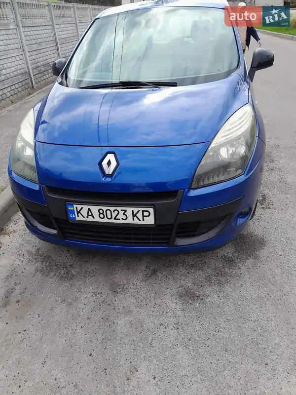 2011 renault scenic