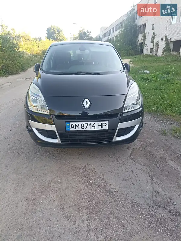 2011 renault megane scenic