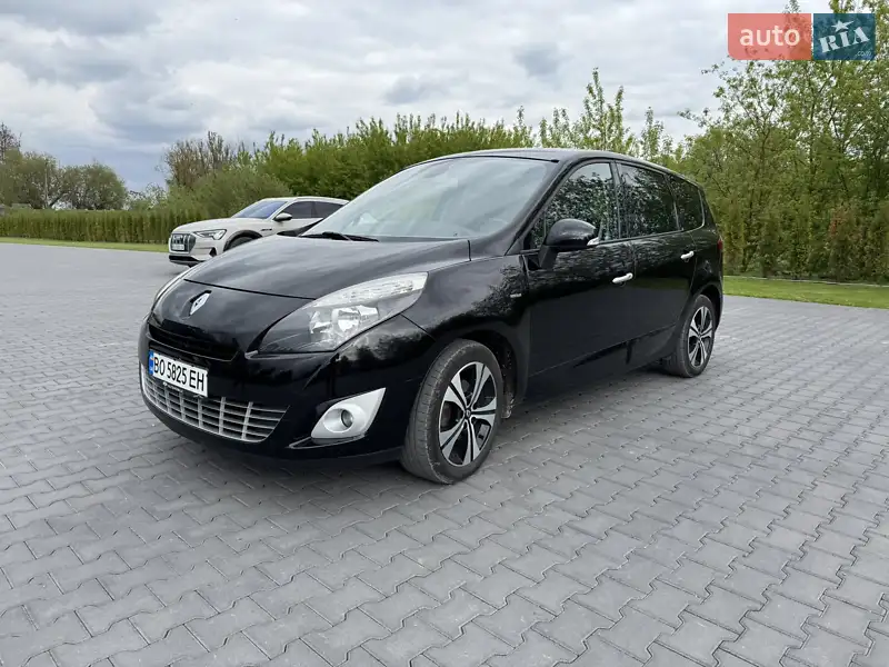 2011 renault megane scenic