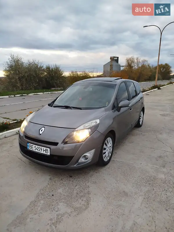 2009 renault megane scenic