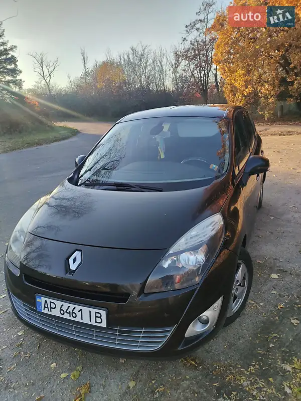 2010 renault scenic