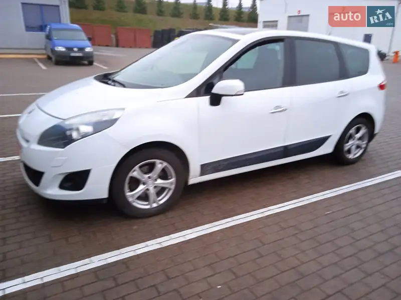 2010 renault megane scenic