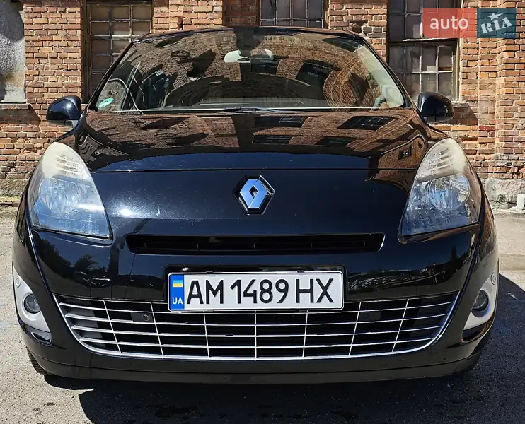 2011 renault megane scenic