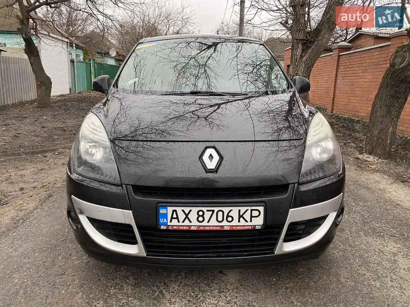 2010 renault megane scenic
