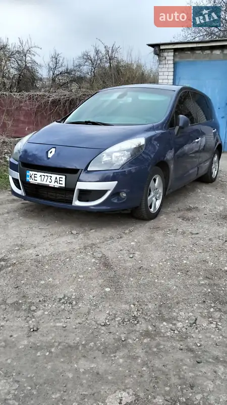 2010 renault megane scenic