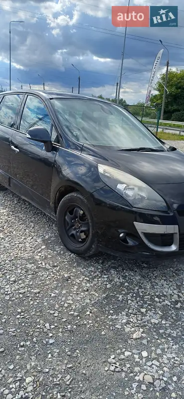 2012 renault megane scenic
