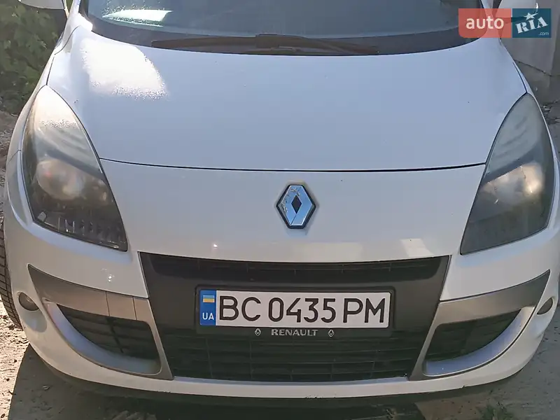 2011 renault megane scenic