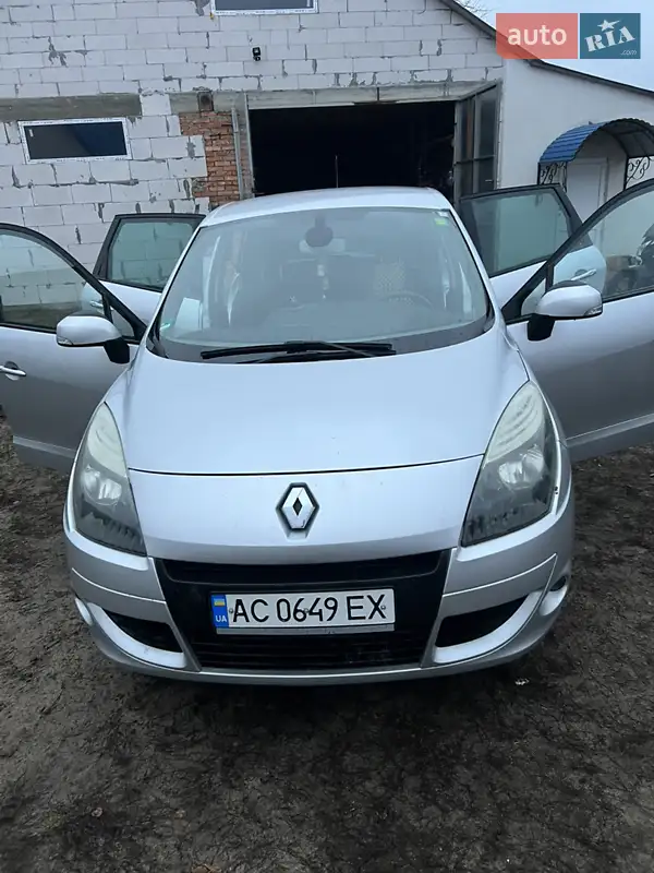 2010 renault megane scenic