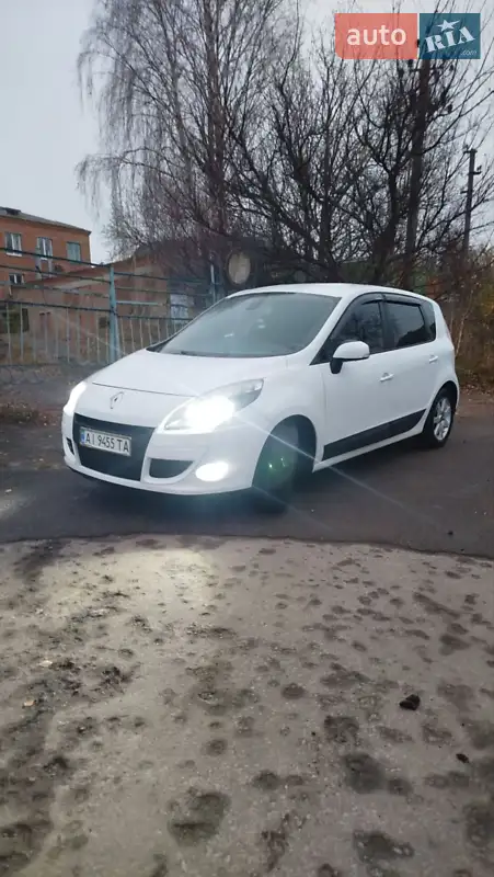 2010 renault megane scenic
