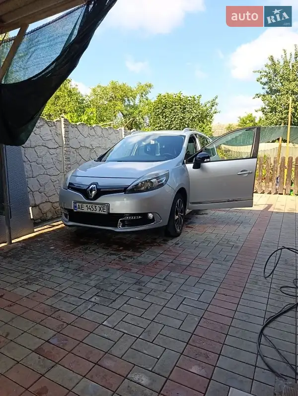 2014 renault megane scenic