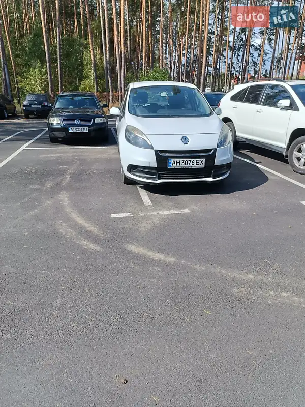 2012 renault scenic