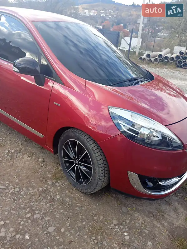 2012 renault megane-scenic