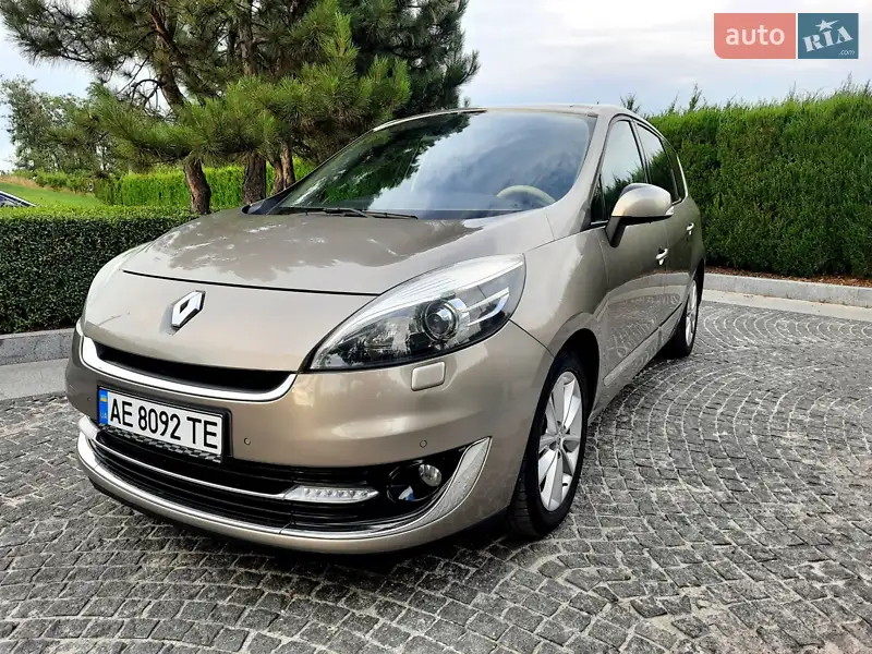 2012 renault megane scenic