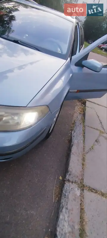 2002 renault laguna