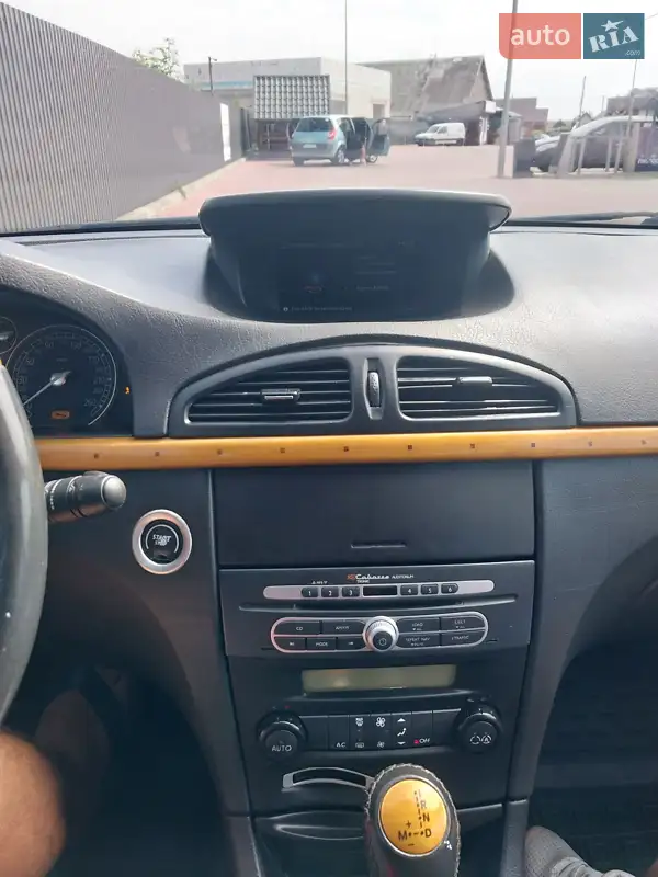 2005 renault laguna