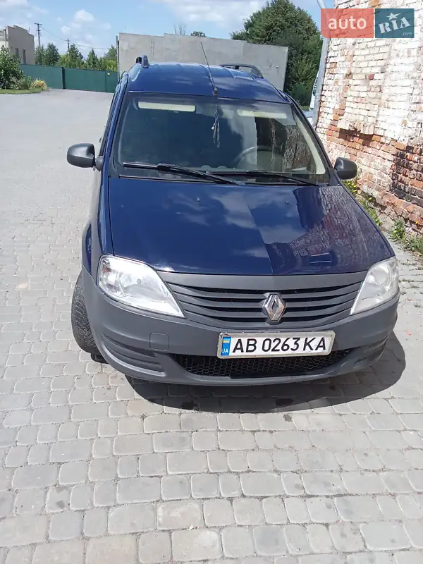 2011 renault logan