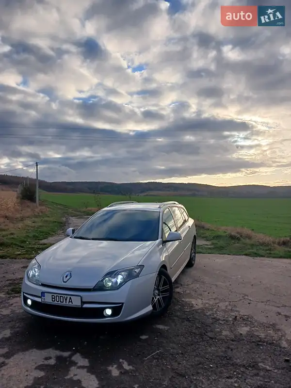 2008 renault laguna
