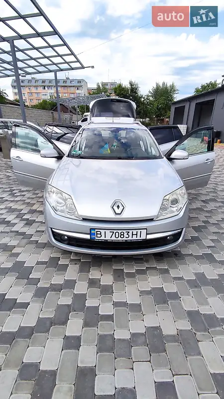 2010 renault laguna