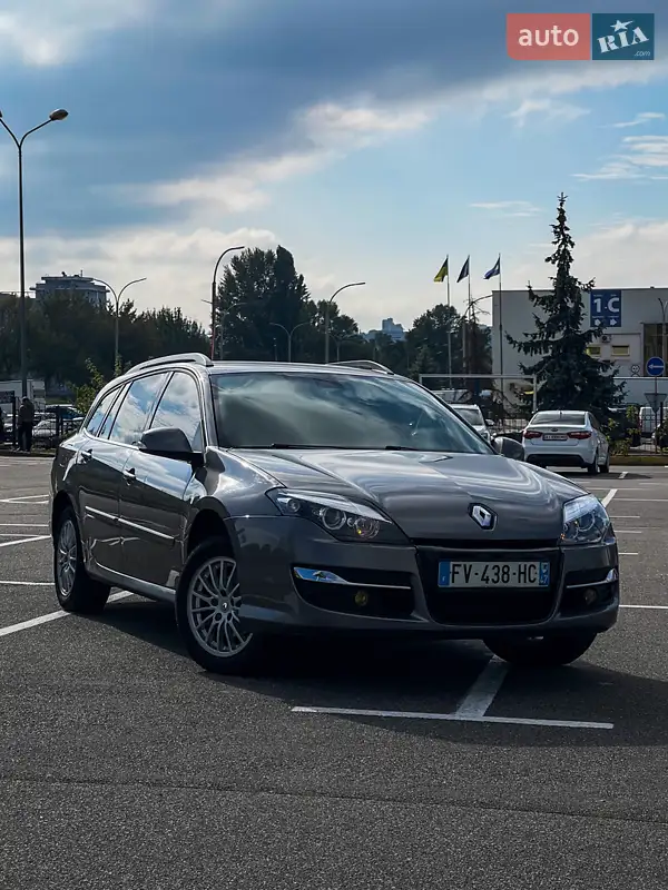 2011 renault laguna