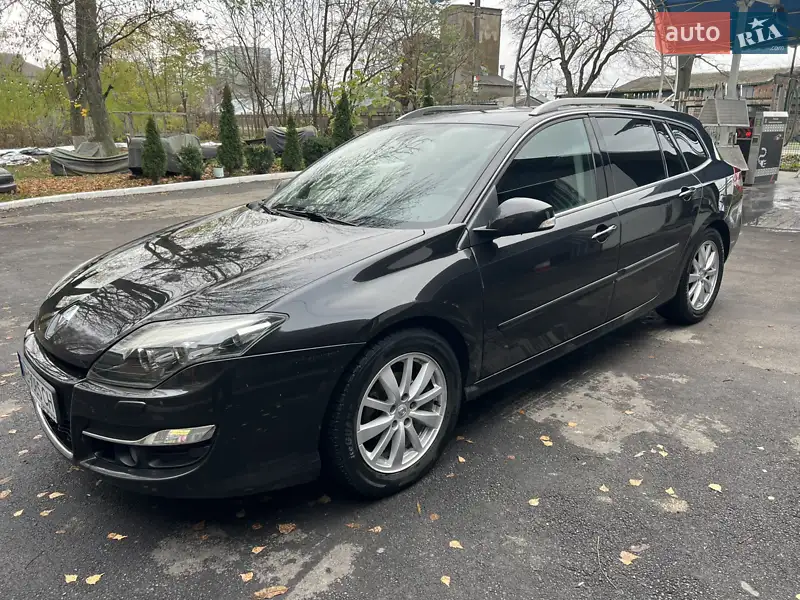 2011 renault laguna