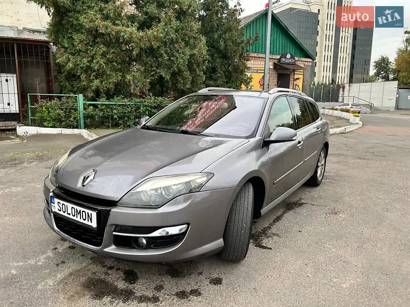 2011 renault laguna