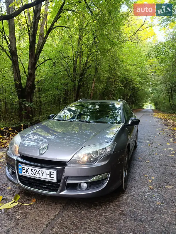 2011 renault laguna