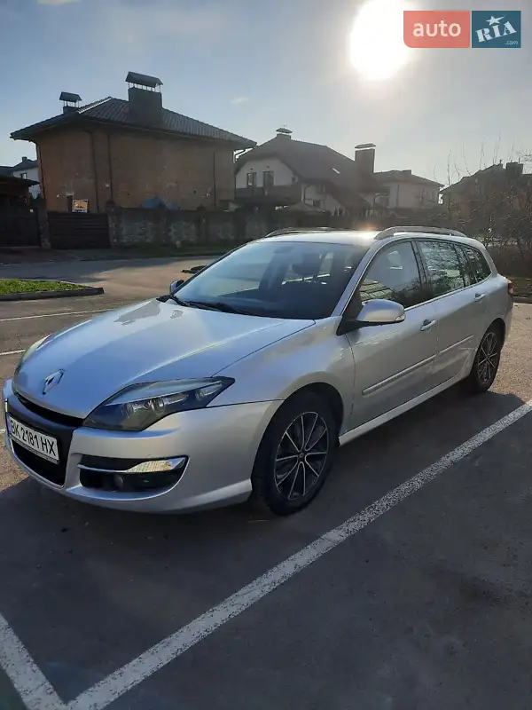 2011 renault laguna