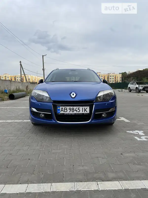 2011 renault laguna