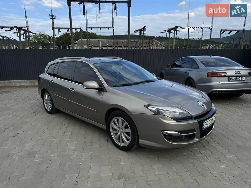 2011 renault laguna