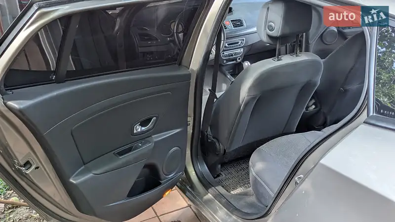 2009 renault megane