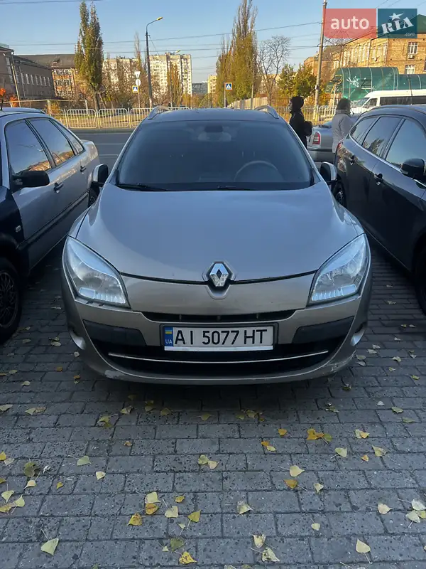 2010 renault megane