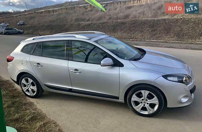 2010 renault megane