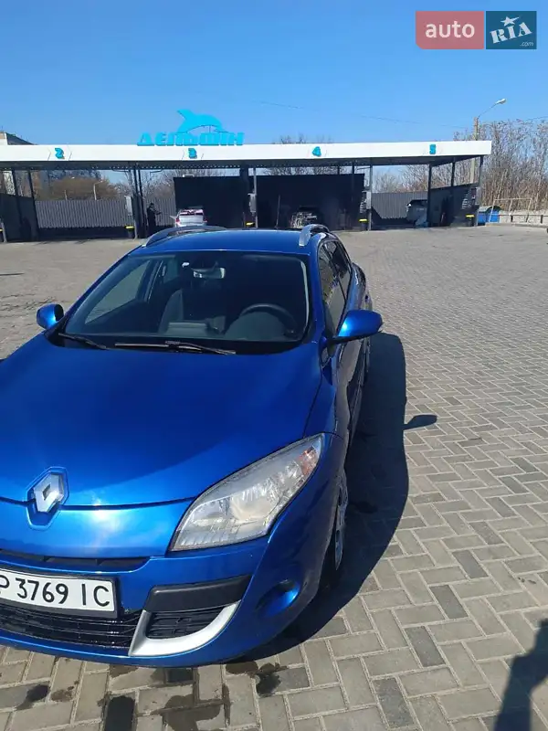 2010 renault megane