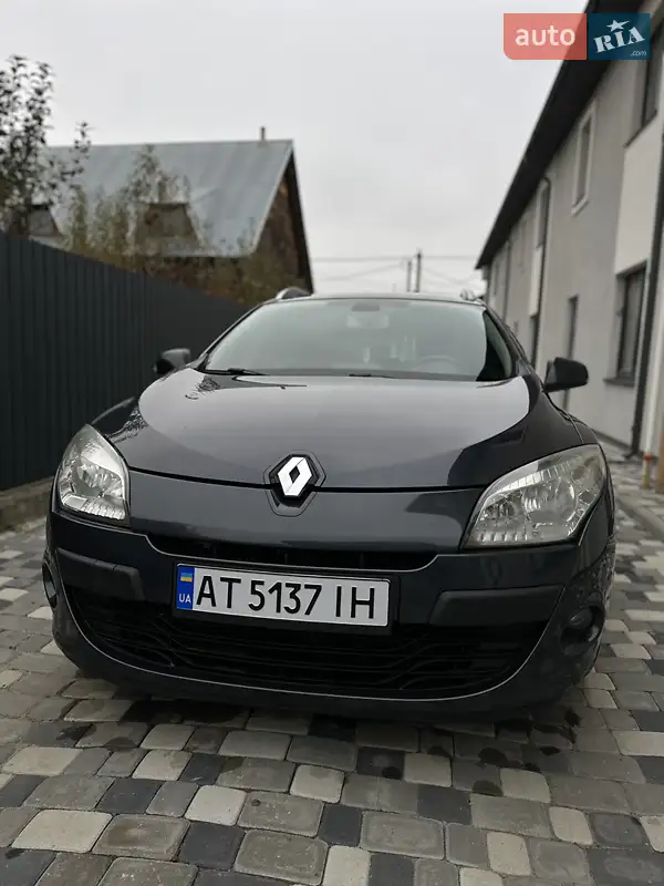 2010 renault megane