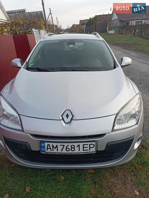 2010 renault megane