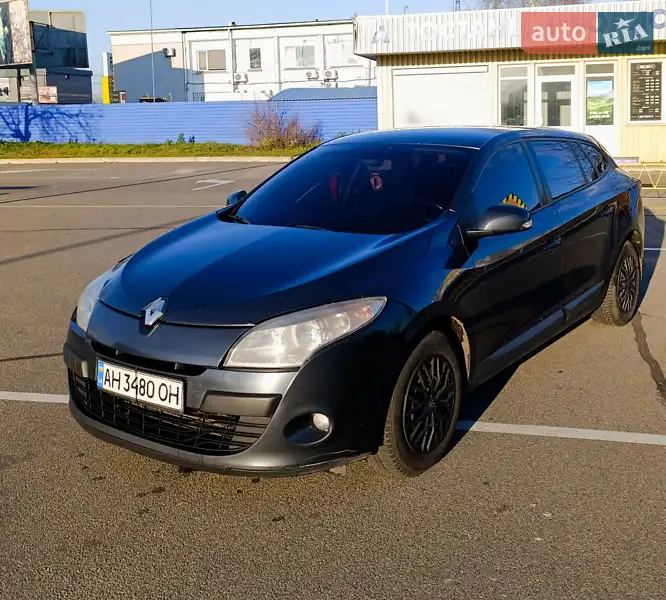 2010 renault megane