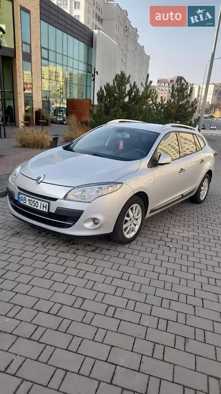 2010 renault megane