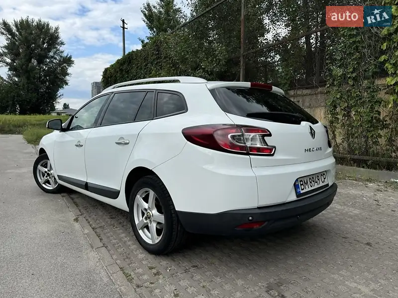 2010 renault megane