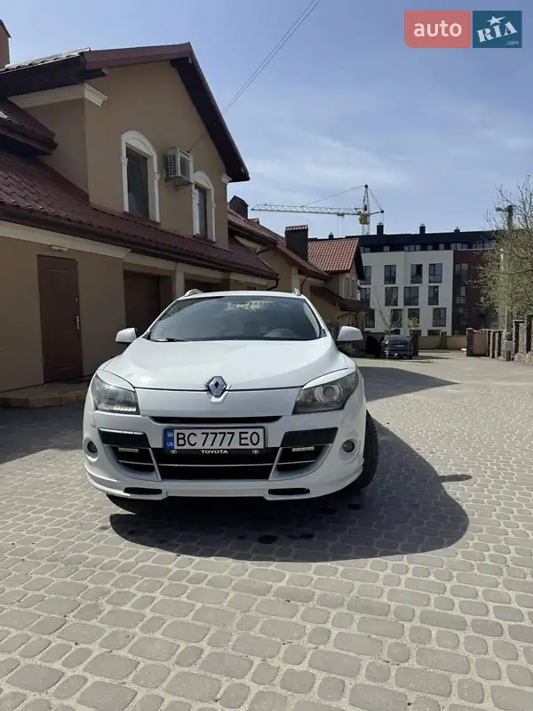 2010 renault megane