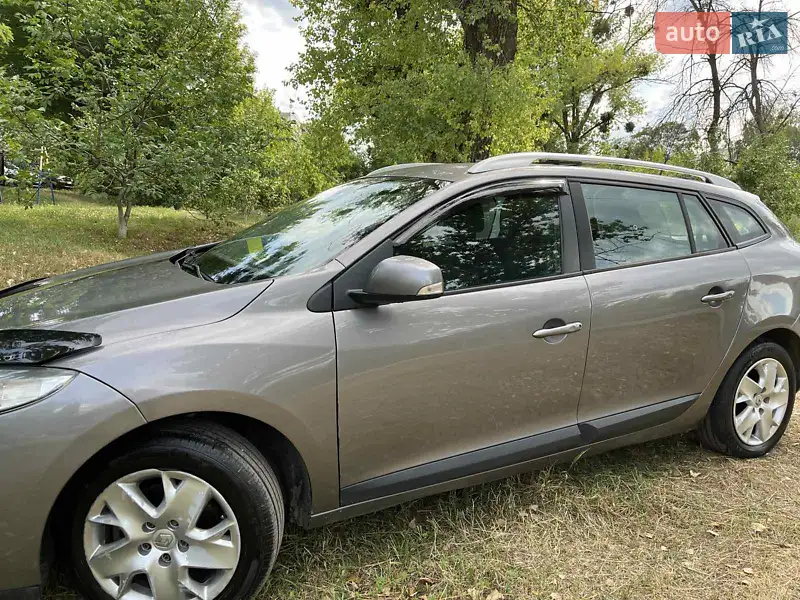 2012 renault megane