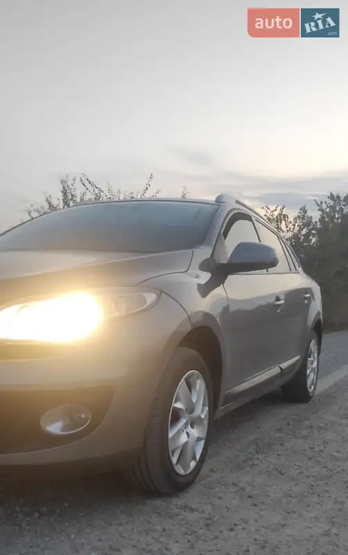2012 renault megane