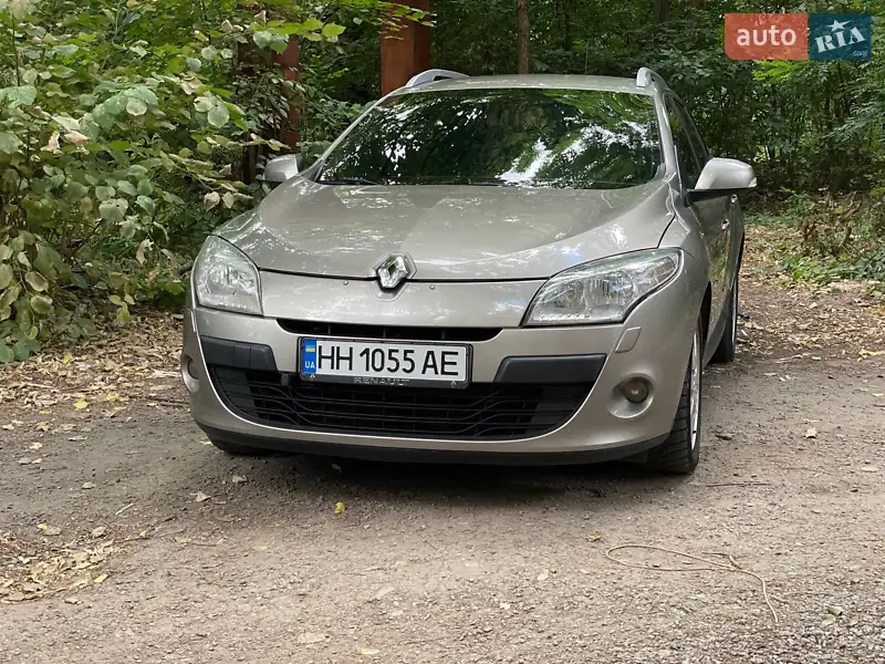 2010 renault megane