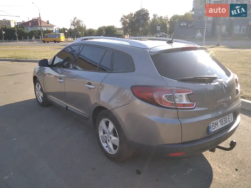 2010 renault megane