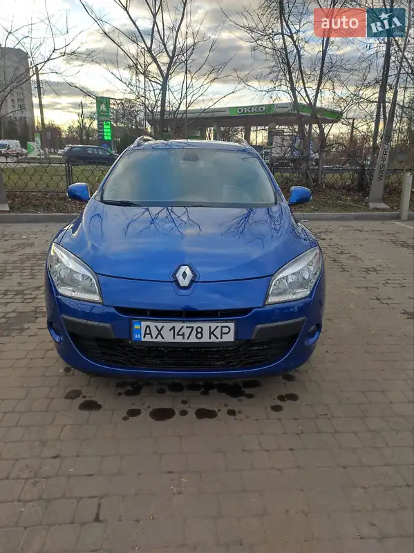 2010 renault megane