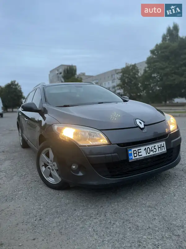 2010 renault megane