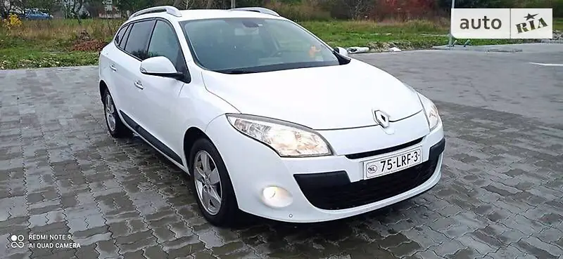 2010 renault megane