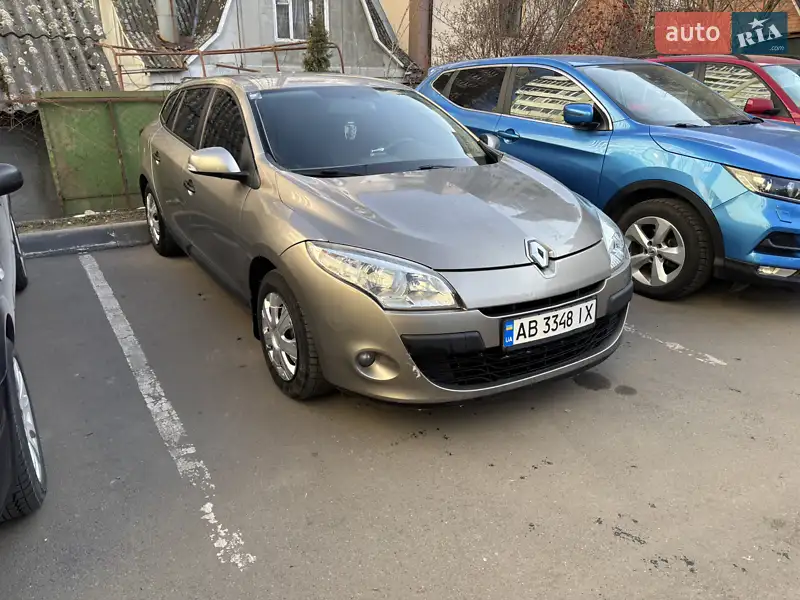 2010 renault megane