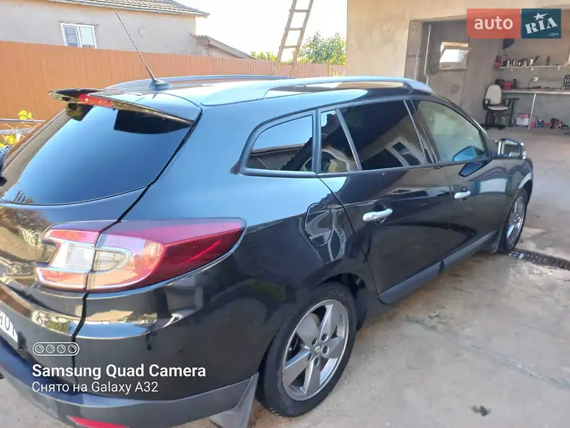 2010 renault megane