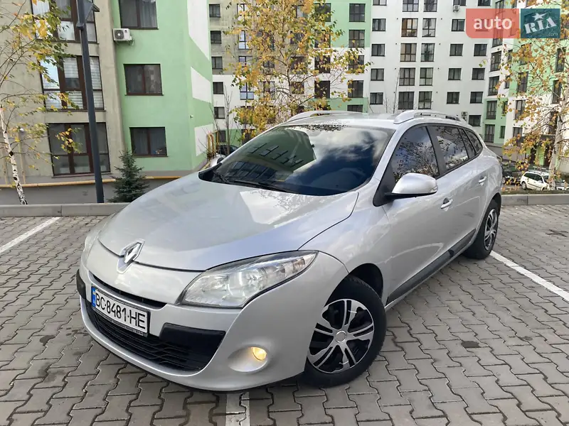 2010 renault megane