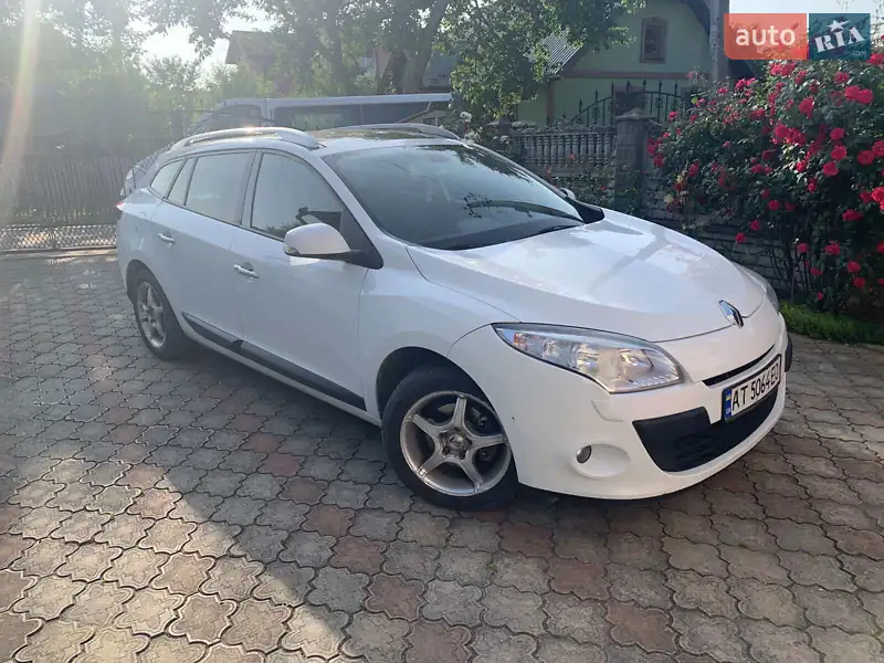2010 renault megane